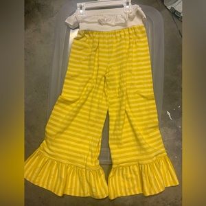 Persnickety size 7 gold striped bottoms.